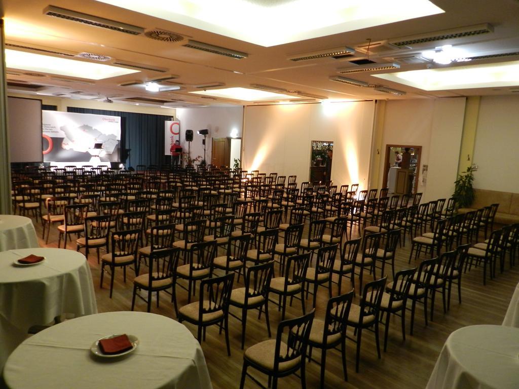 Kaiserrast Stockerau Esterno foto